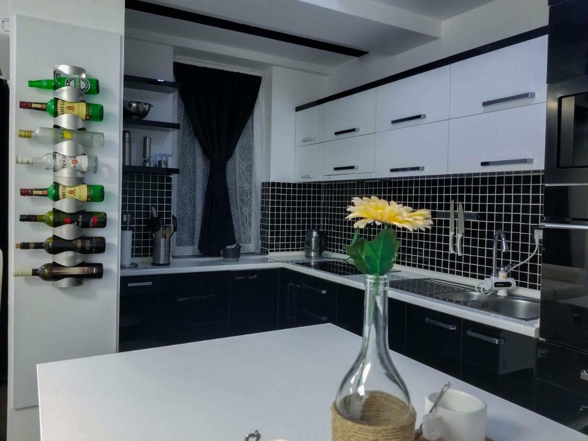 Sky Apartments Special Strumica Esterno foto
