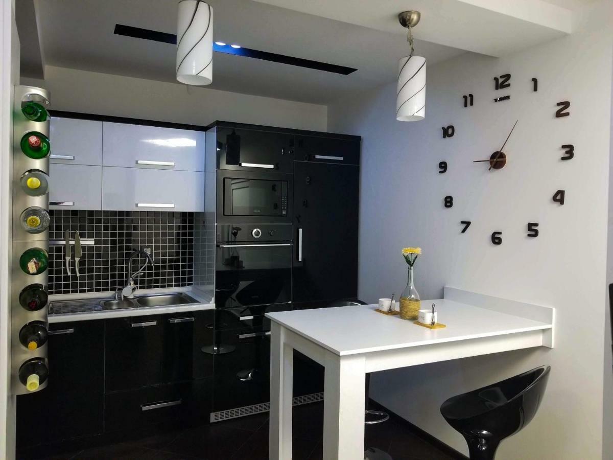 Sky Apartments Special Strumica Esterno foto